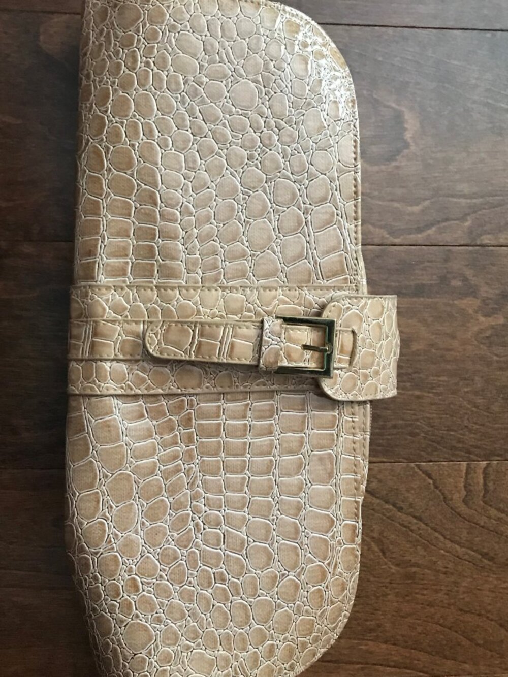 Vecceli Made In Italy Cream Purse - Authentic